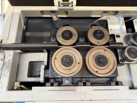 Правильно-гибочный станок АРМАТ 12-3D